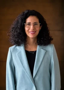María Paz Zarzar E.